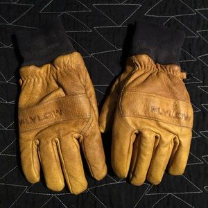 Flylow leather gloves, treated